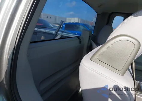 2005 Ford F-150 Stx from USA, damaged, VIN 1FTRF12265NA58473